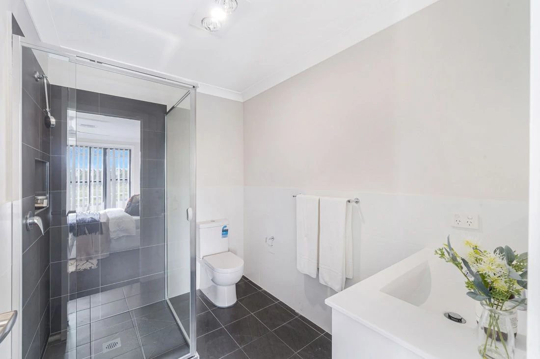 4 Vincent Avenue – Display House 07