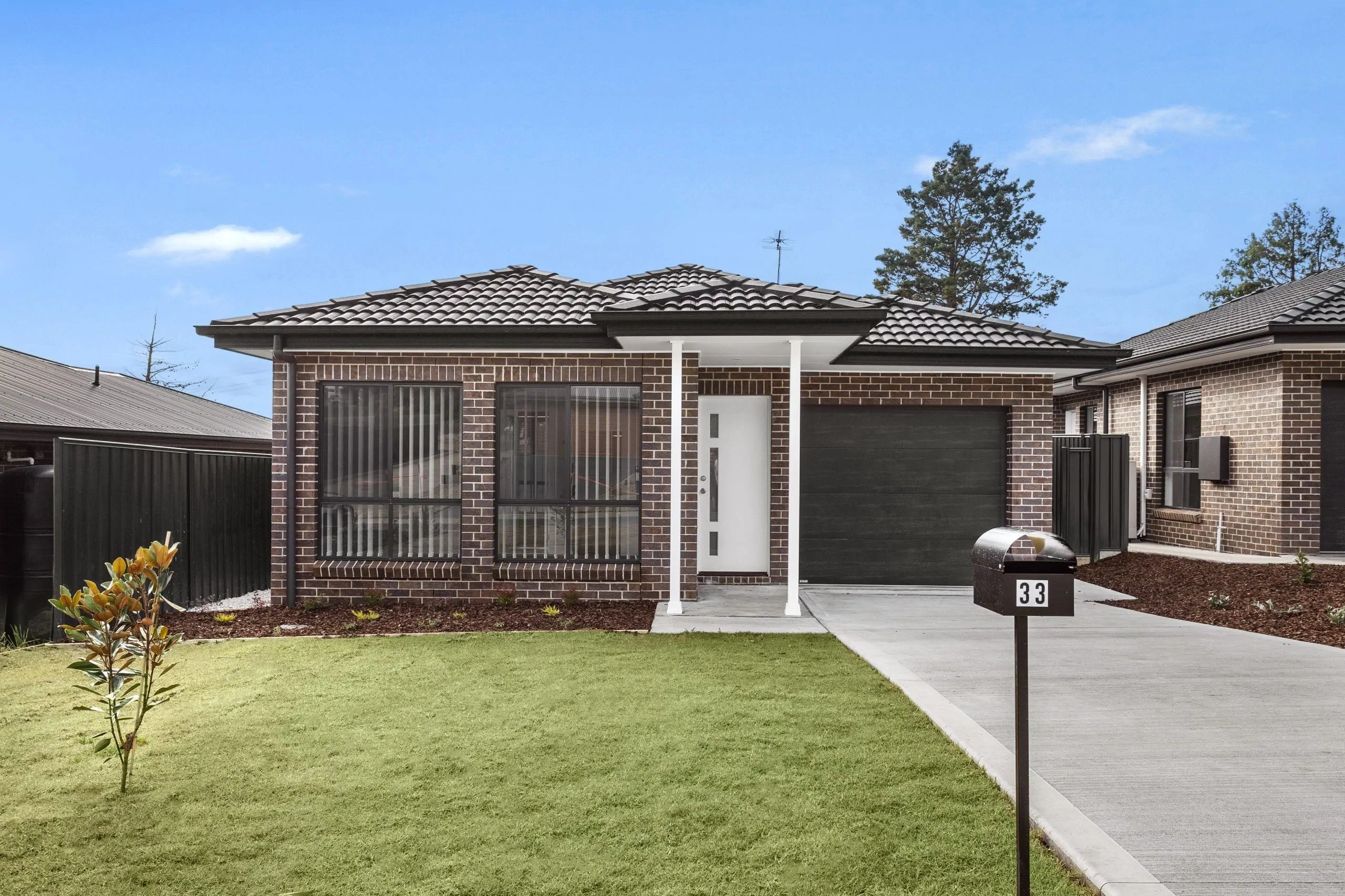 33 McGrath Place (Duplex) 01