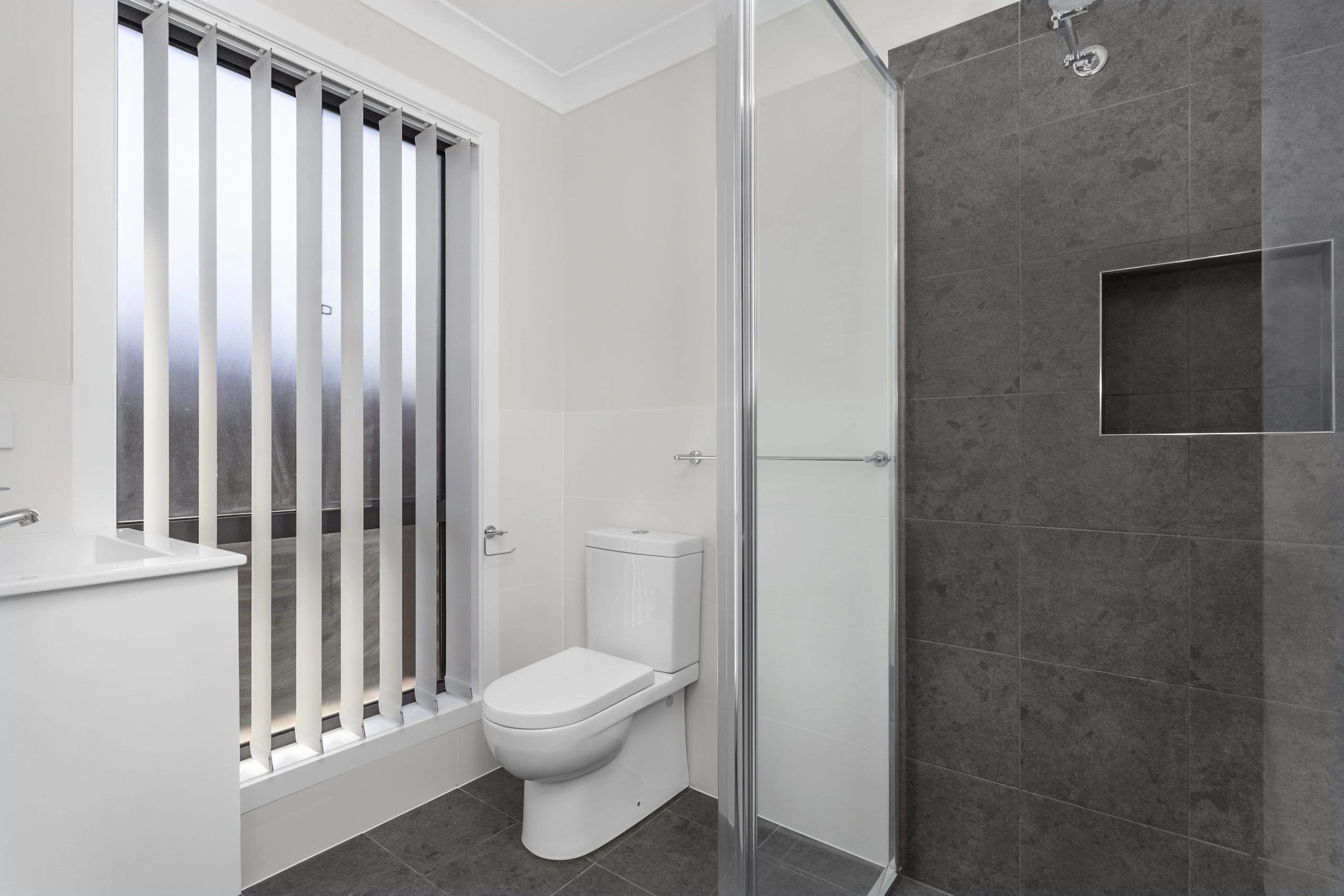 33 McGrath Place (Duplex) 04