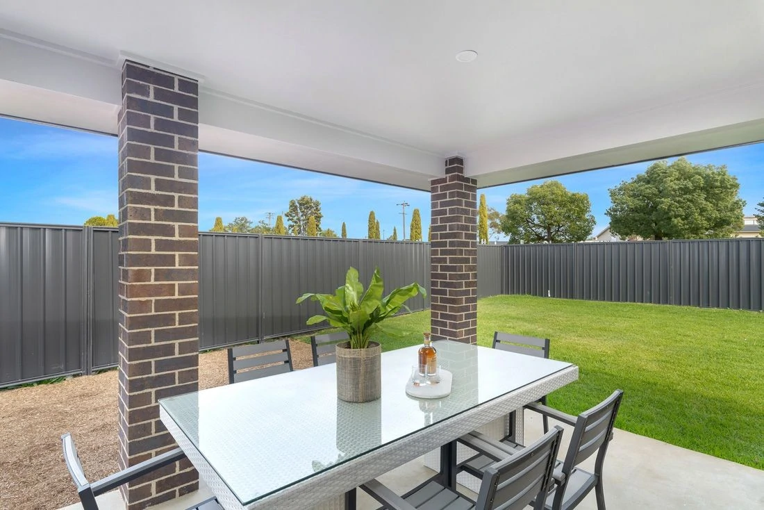 4 Vincent Avenue – Display House 014