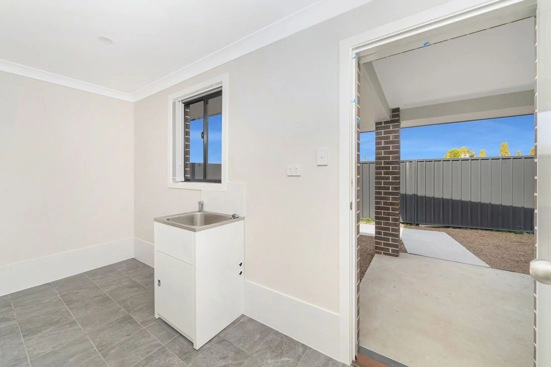 4 Vincent Avenue – Display House 019