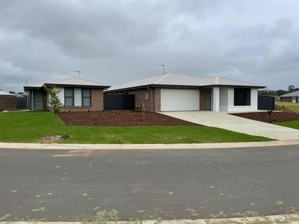 36 Madeleine Avenue 01